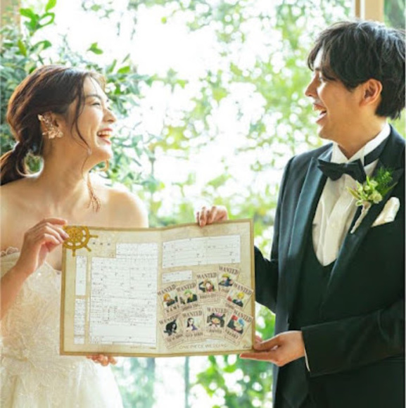 Meet your Posher, Caroline - Picture 1 of 1